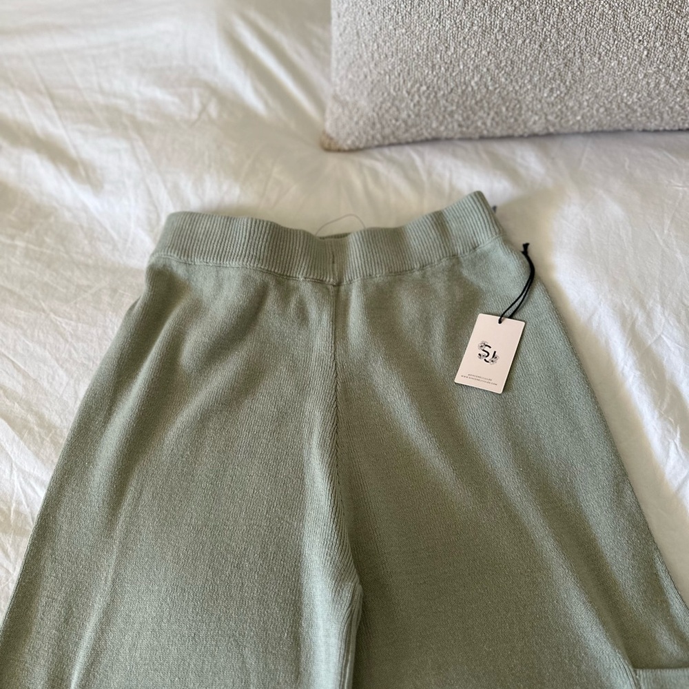 Sincerely Jules Green Wide-Leg Pants - Picture 3 of 5